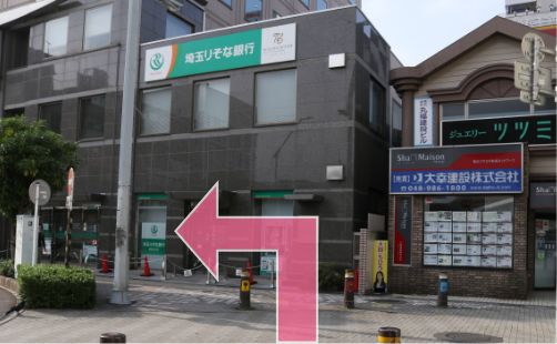 新越谷駅付近の道